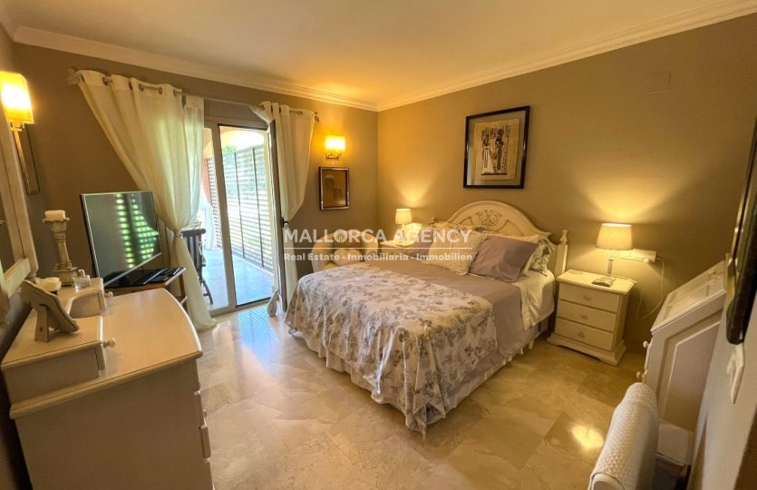 Double bedroom in charming santa ponsa nova apartment for sale